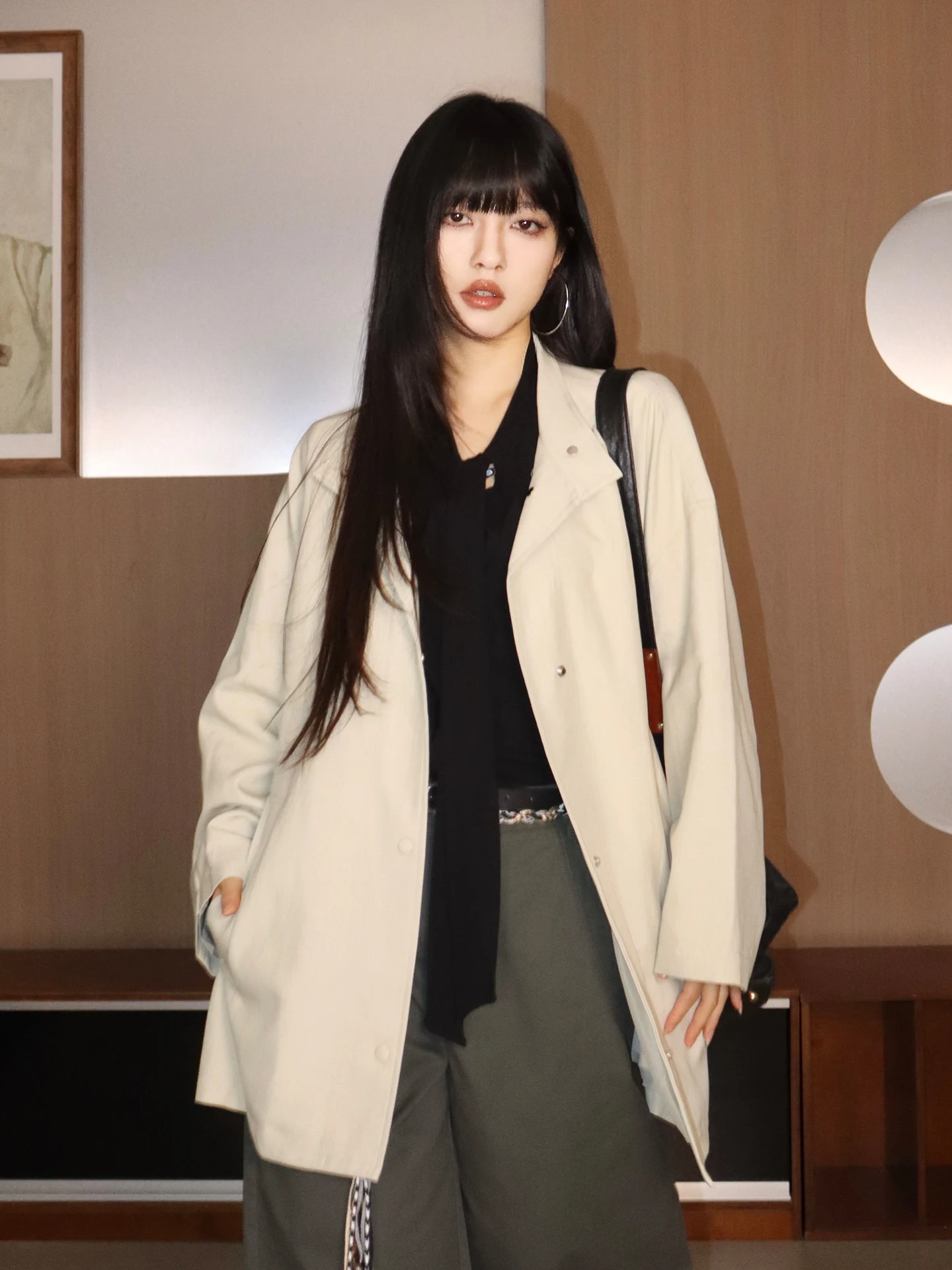 

ort Casual Loose Korean Sle Windbreaker Coat Women's Small Size 2025 New Waist-Cinching Stand Collar Top