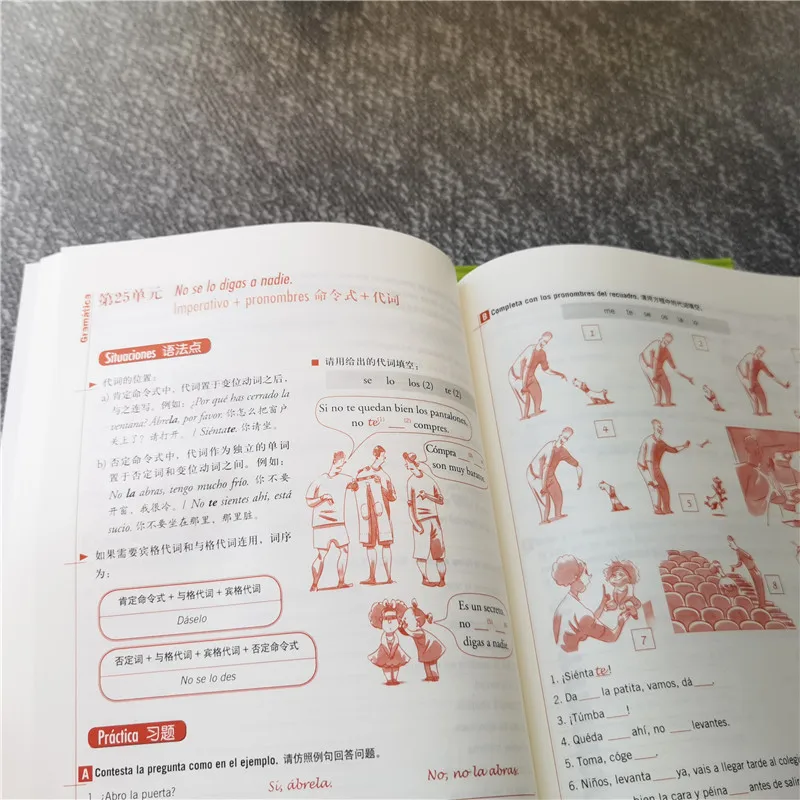 (1-4 volúmenes) Edición revisada de gramática y vocabulario español, pone una base sólida en gramática y vocabulario, idioma