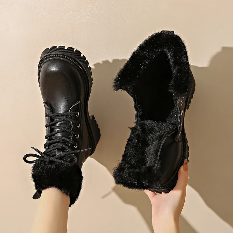 2024 Winter neue Mode Stiefel Damenschuhe kurze Röhre Winter Gummi Mode Stiefel runden Kopf seitlich Reißverschluss Muffin