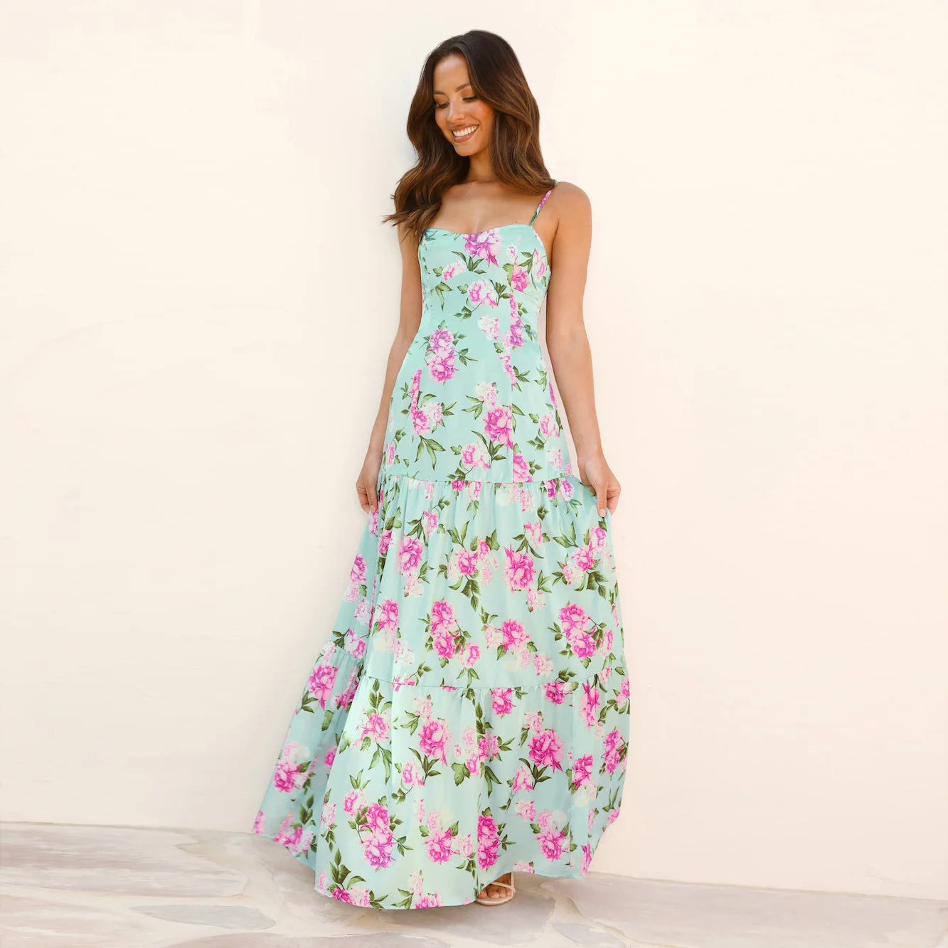 Рисунок 2 - 2025 летнее новое сексуальное платье