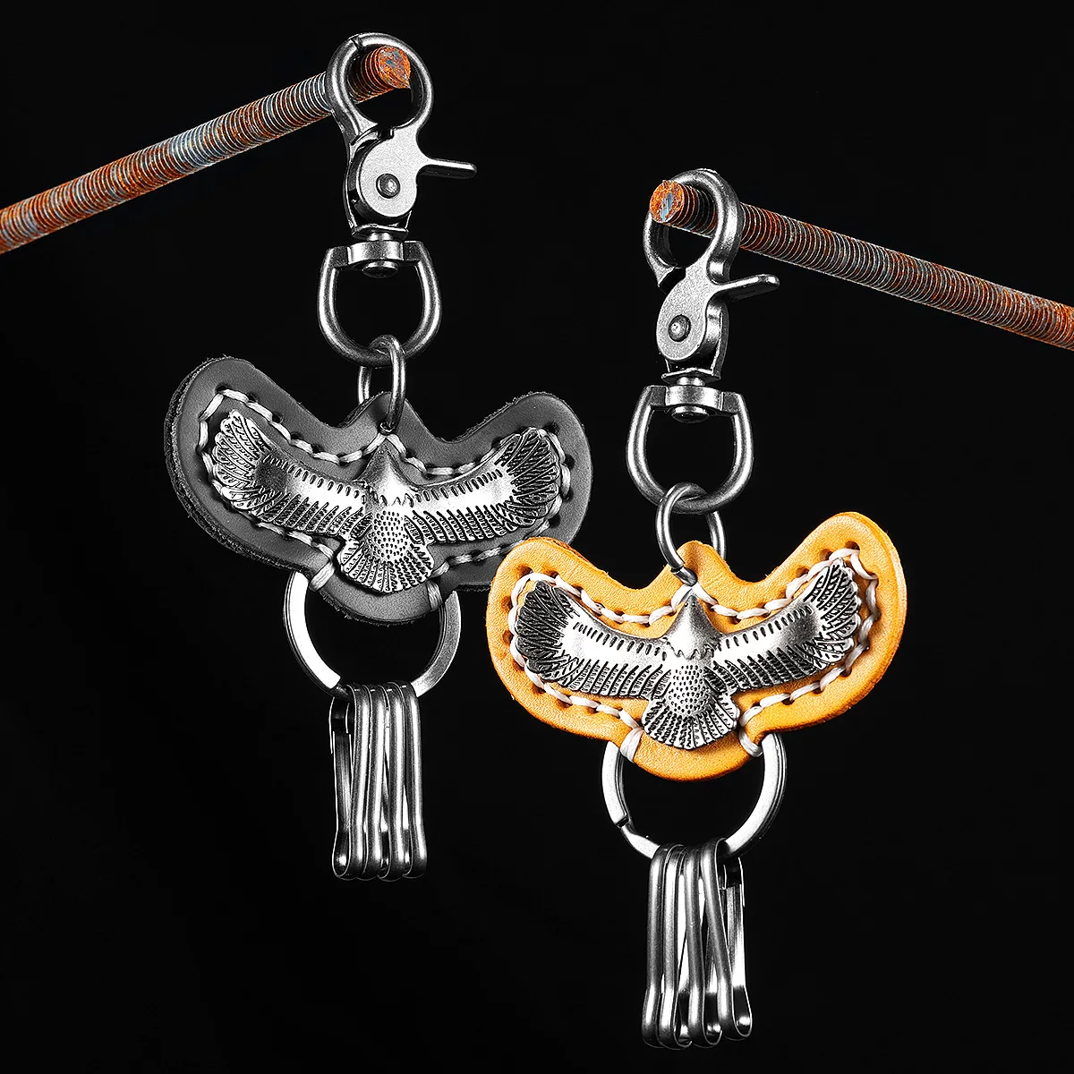 Retro Eagle Keychain Cowhide Leather Men Key Chain Women Bag Charm Key Ring Holder Classic for Male Cowboy Pendant Gift Jewelry