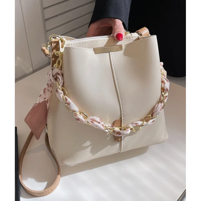 High-Quality Large Bag Crossbody Capacity Bucket Handbags For Women Chain Casual Messenger Versatile Exquisite Luxury Shoulder