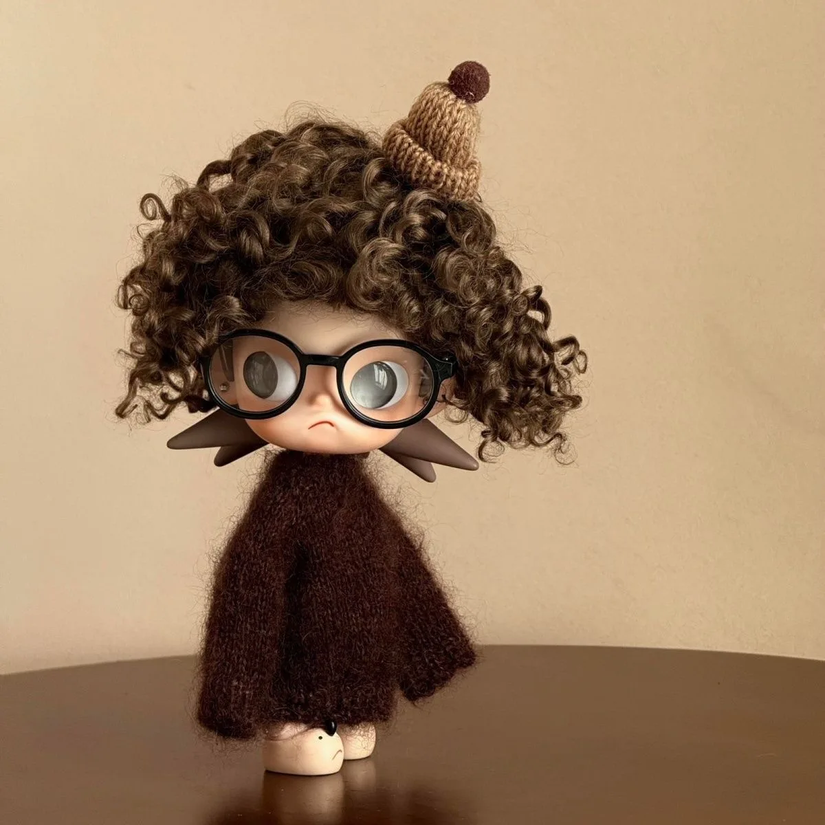 

The New Hot-selling Zsiga Clothes Cool Suit Simplicity Personality Fashionable Brown Sweater Knitted Hat Glasses Suit