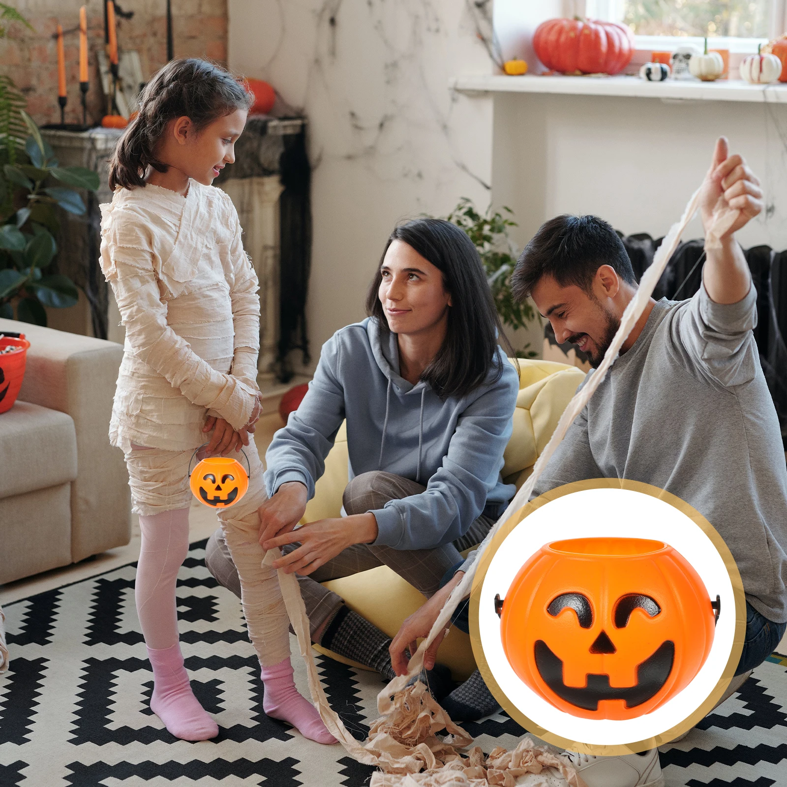 

6Pcs Plastic Orange Pumpkin Buckets Halloween Candy Holder Party Treat Container Candy Storage Lightweight Orange Pumpkin Bucket