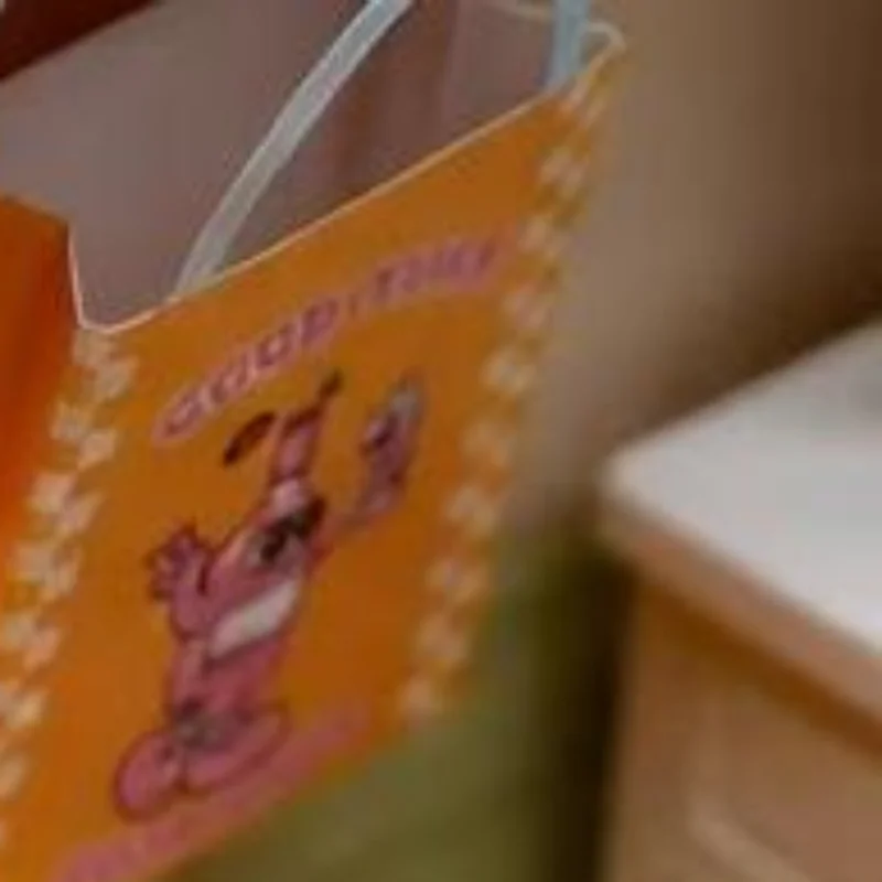 1 Conjunto de Utensílios e Acessórios de Cozinha para Casa de Bonecas 1:12, Mini Faca, Garfo, Colher, Clipes e Talheres com Caixa de Armazenamento