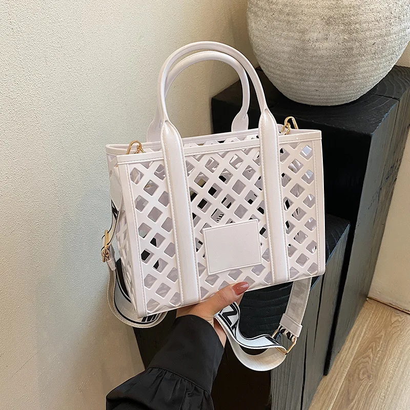 

‌2025 New Trendy Crossbody Bag - Spacious Tote Purse for Women, Minimalist Shoulder Bag Casual Daypack, Lightweight Handheld Bag