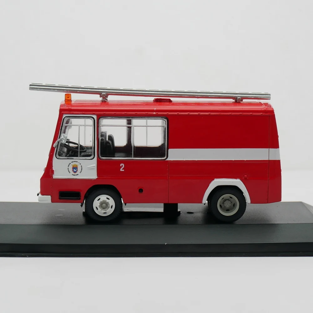 Diecast Ixo 1:43 escala Pegaso SAVA Cosmos 1973 Pegaso motor de bomberos coche en miniatura de aleación juguete coleccionable regalo recuerdo adorno de exhibición