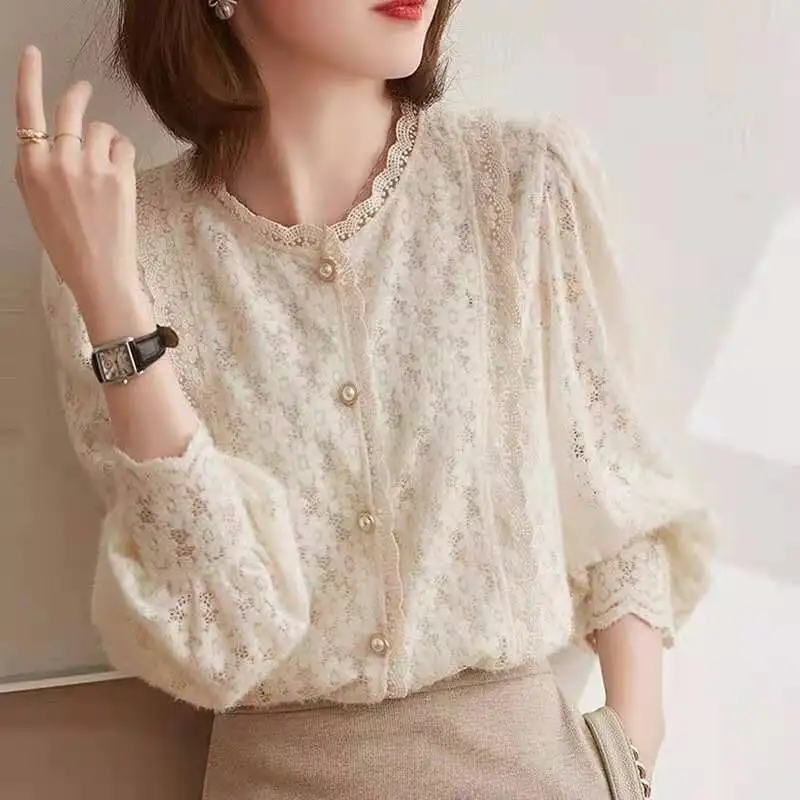 Korean Autumn New Women\'s O-Neck Solid Lace Hollow Out Single Breasted Temperament France Chic Slim Long Puff Sleeve Shirt Tops