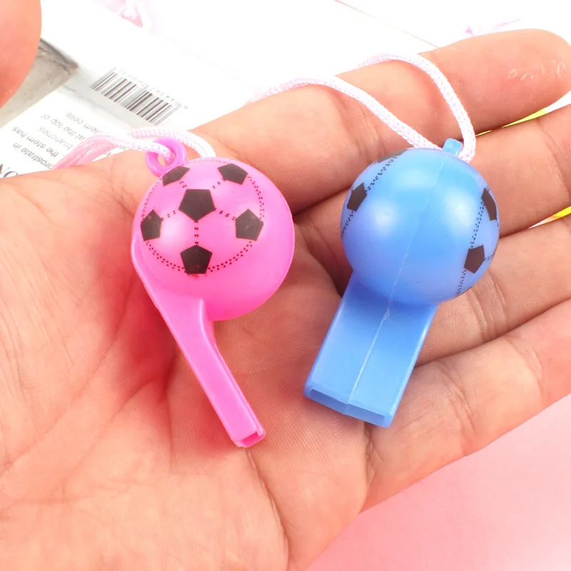 20pcs Soccer Patterns Whistle Plastic Sport Pendant Whistle Toys Kids Birthday Party Favor Treat Guest Gifts Goodie Bag Fillers