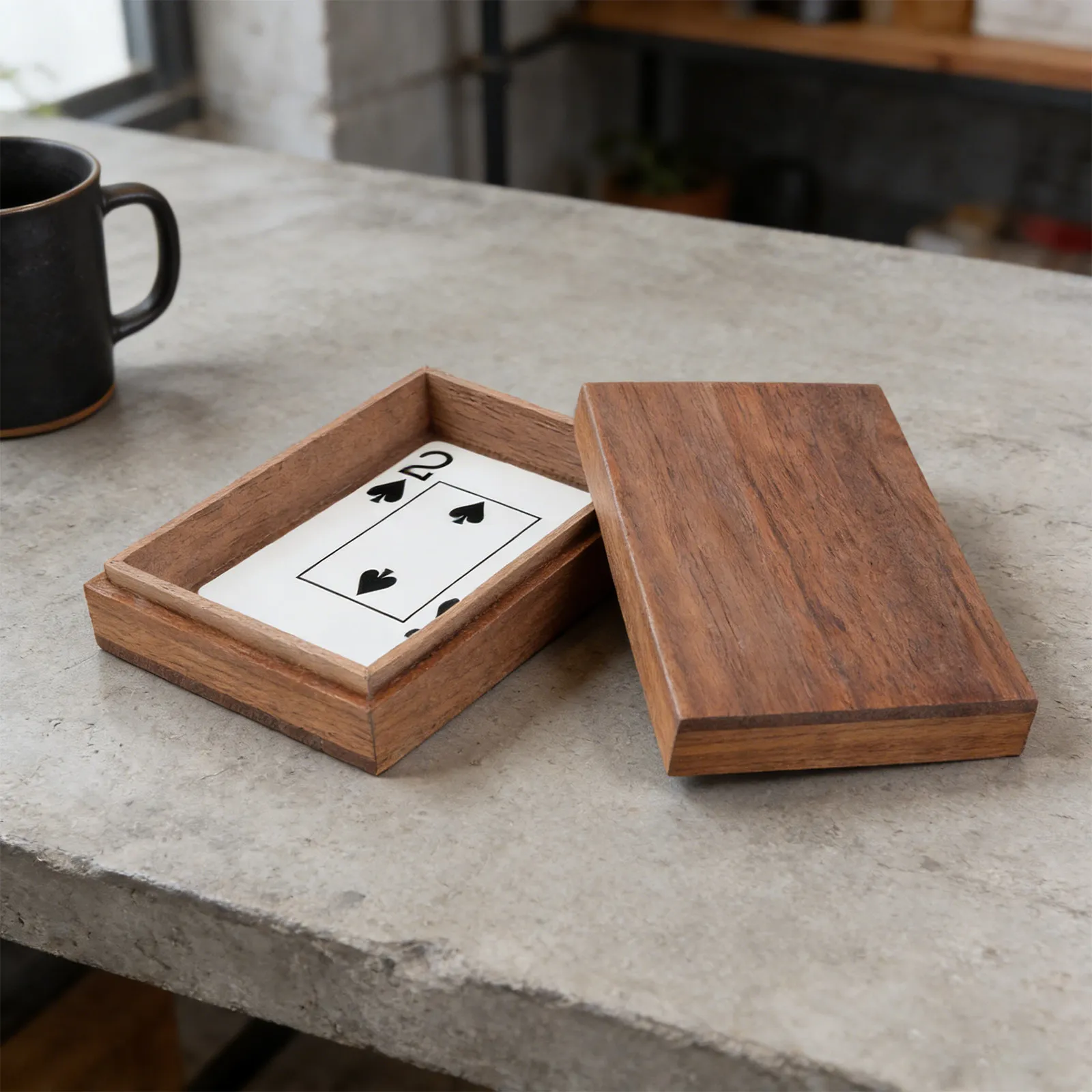 

Маленькая шкатулка для украшений из орехового дерева с крышкой, декоративный органайзер для игральных карт с натуральным древесным узором для дома и офиса