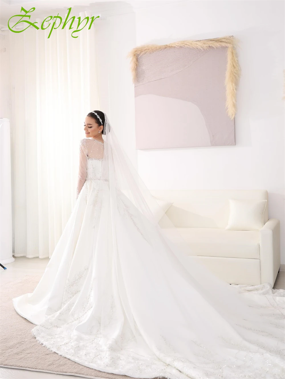 Aangepaste elegante witte satijnen trouwjurk formele o-hals lange mouwen bruidsjurken zachte a-lijn kapel trein vestido de novia