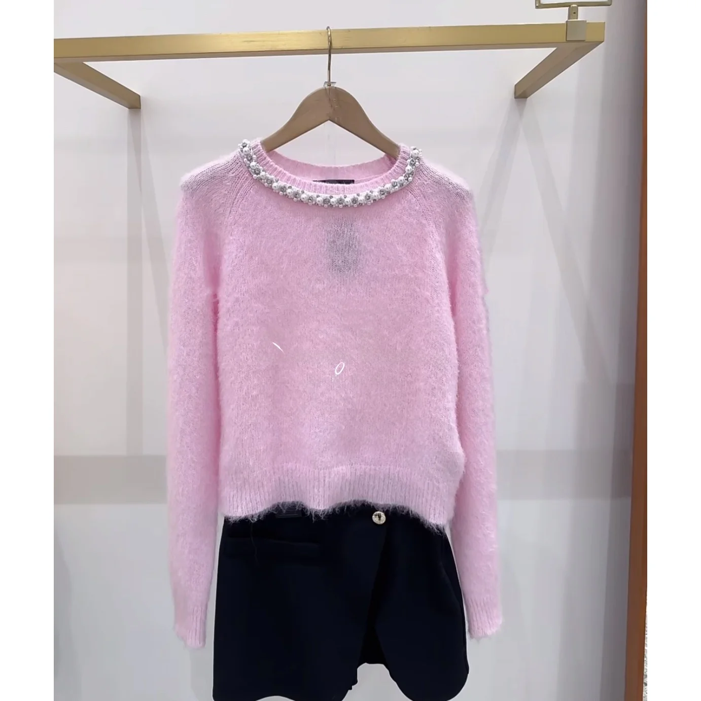 Spring 2026 Slim Fit Wool Knit Sweater Fashion Imitation Diamond Decorated round Neck French Style Long Sleeve Women's Top