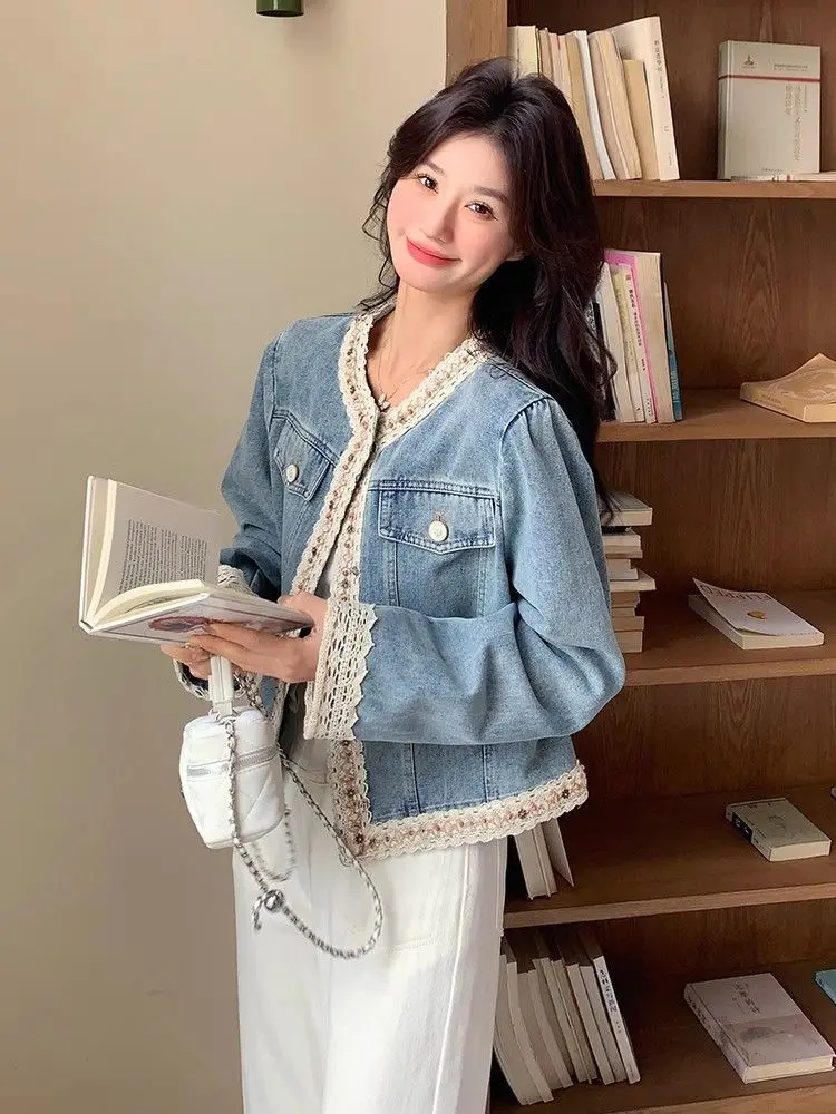 เสื้อโค้ทเดนิม 2025 ฤดูใบไม้ผลิ/ฤดูใบไม้ร่วงออกแบบสั้นลูกไม้คาร์ดิแกนผู้หญิง