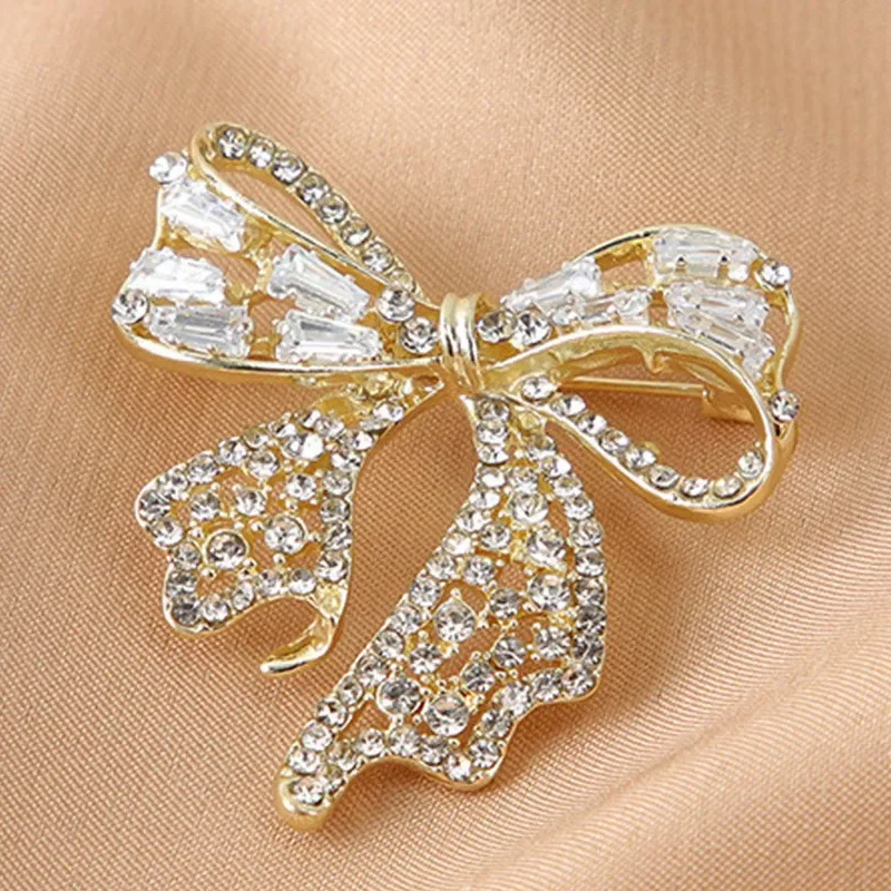 1pc Elegant Bowknot Brooch with Shiny Rhinestones, Wreath Angel Wings Pin Jewelry Accessories - Great for Personal or Gift Use