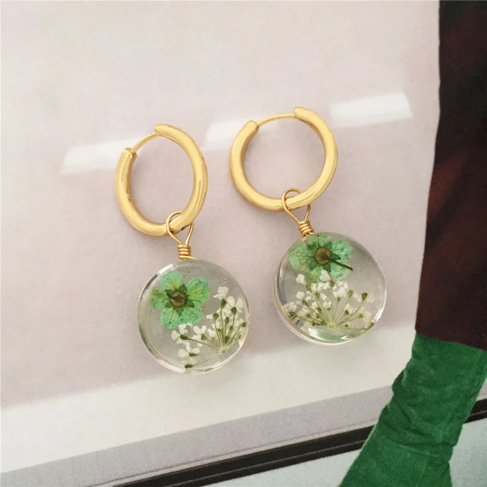 Unique Dried Flower Earrings Women Fashion Colorful Real Floral Earrings Creative Resin Epoxy Immortal Flower Earrings Jewelry