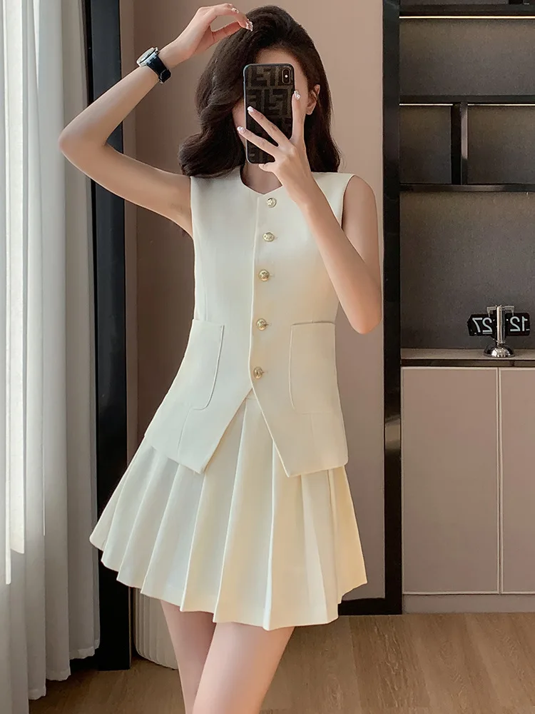 Beige Vest Suit Women\'s Summer Thin Small Graceful and Fashionable Wear Pleated Skirt Two-Piece Set