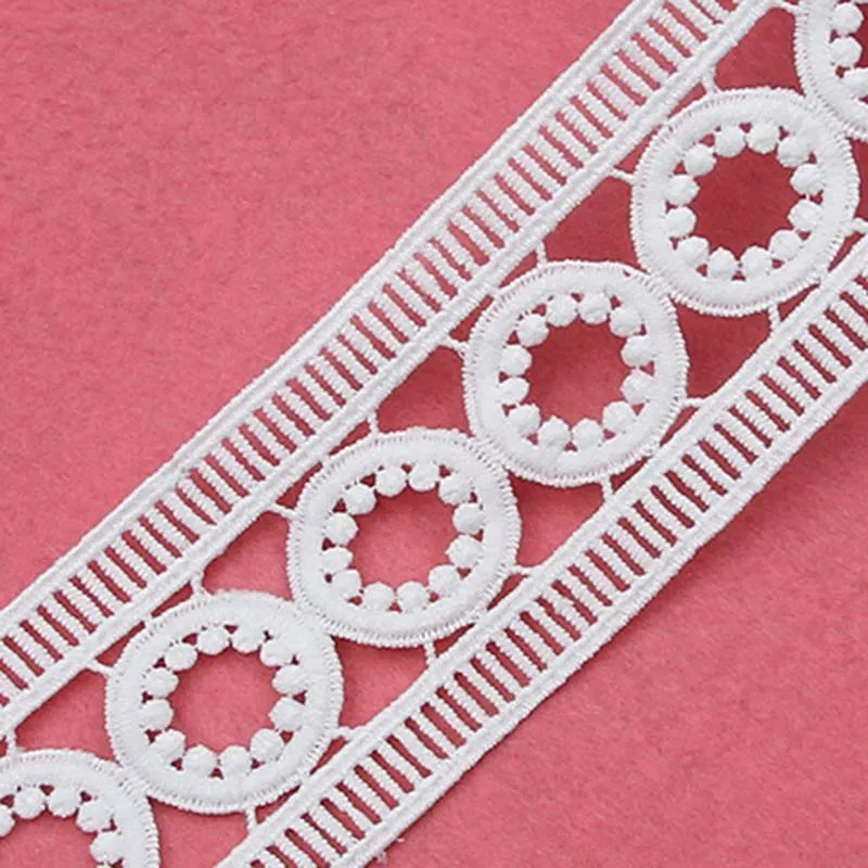 30ヤード水溶性刺繍レーストリムミルクシルク透かし彫りバーコード刺繍ホームデコレーション縁飾りレース生地