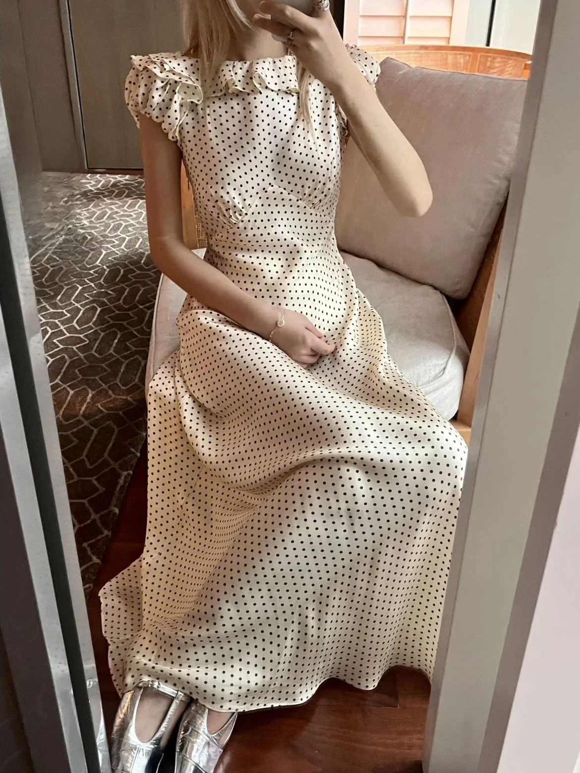 

Spring Summer Long Polka Dot Satin Bubble Sleeve Dress with Lace Hemline A-Line Silhouette Commute Style Ladies Fashion