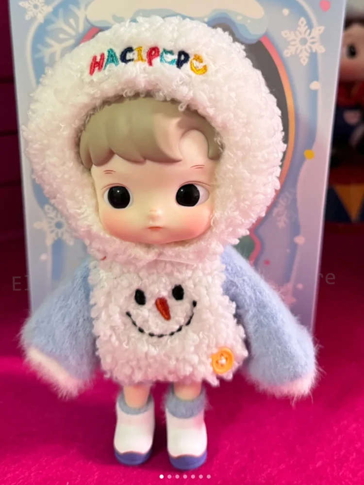 ใหม่ของแท้ Hacipupu Snowman Come To Visit Series ตุ๊กตา BJD Kawaii อะนิเมะรูปตุ๊กตาตกแต่งโต๊ะคริสต์มาสของขวัญ