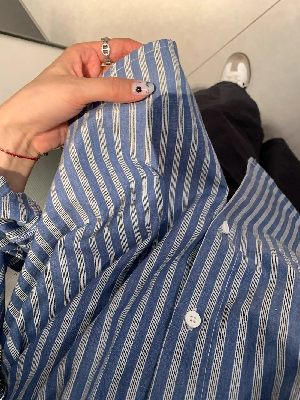 

Loose Women's Shirt Xubeng Spring Summer Korean Version Embroidered Vertical Stripes Casual Commute Top Anti-Aging Loose Feeling