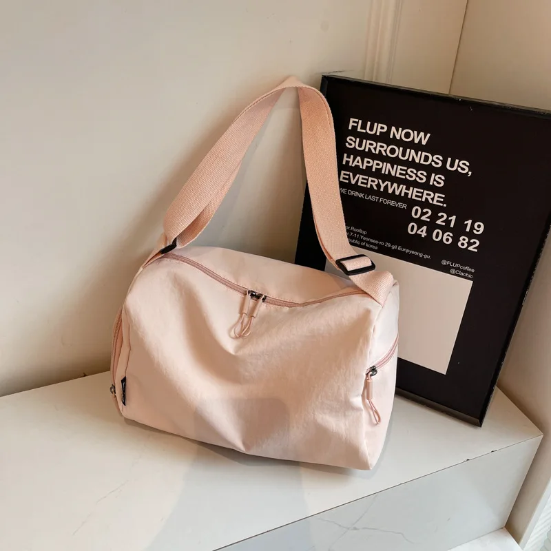 

Women's Nylon Shoulder Bag, Large Capacity Casual Crossbody Hobo Bag, Adjustable Strap Waterproof Tote for Sports