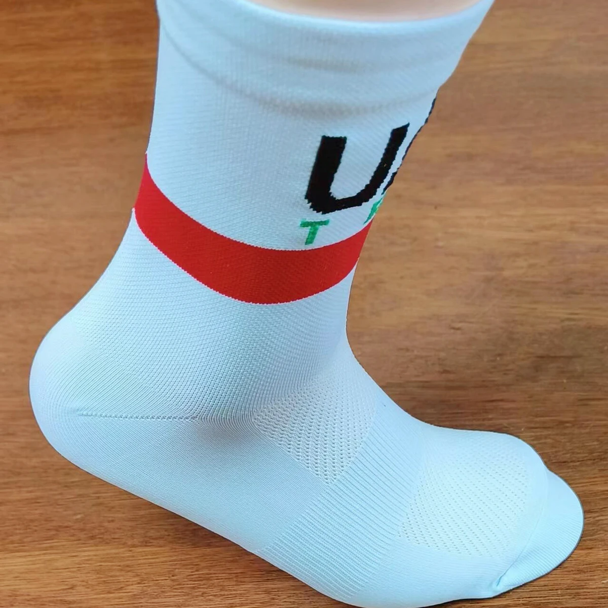 2 Pairs Back White UAE Team Socks Men Women Mid-calfFootball Socks Round Cup Anti Slip Running Soccer Socks Sporting