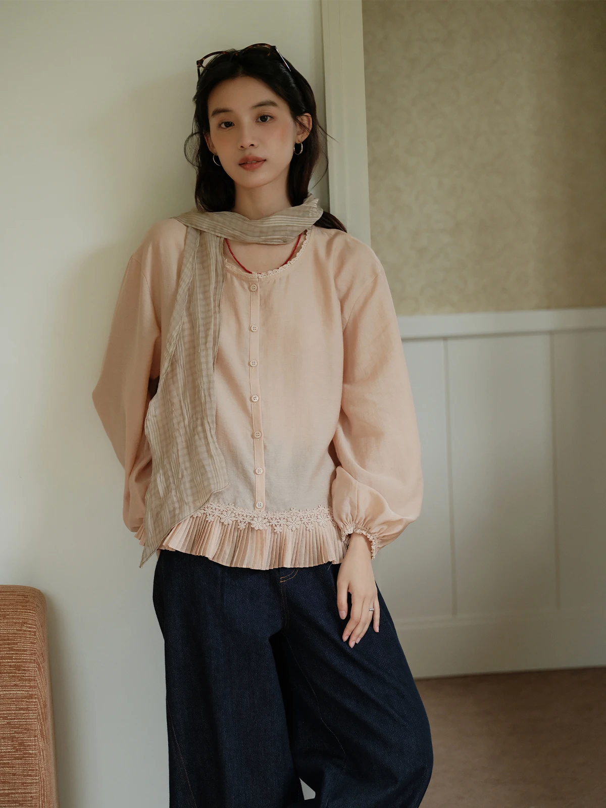 

Botanique Plant Science Soft Mist Poer Lace Patchwork Linen Pleated Top Women's Artistic Sle Long Sve Loose Fit irt