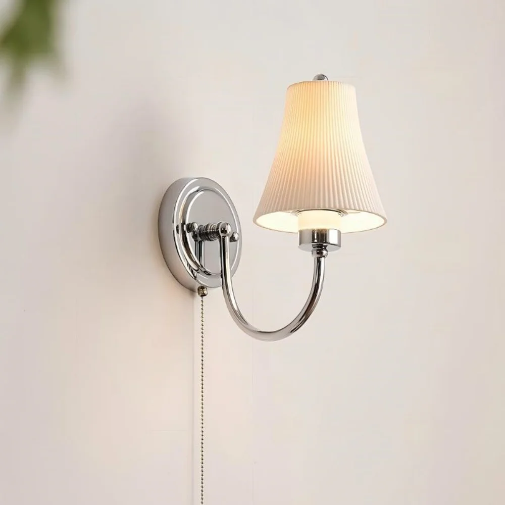 applique-da-parete-con-interruttore-a-cerniera-paralume-a-campana-in-ceramica-bianca-plissettata-ideale-per-la-decorazione-di-camere-da-letto-soggiorni-corridoi-e-altri-ambienti