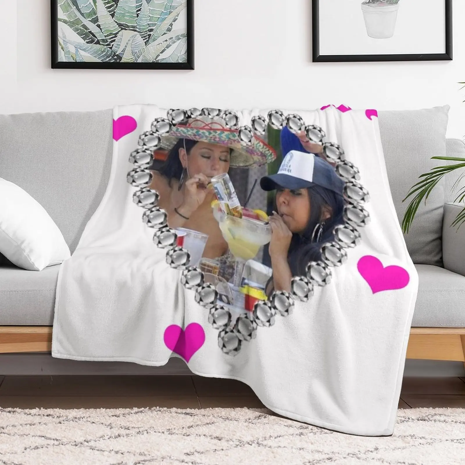 best friends / snooki and jwoww Throw Blanket halloween Blankets Sofas Of Decoration Blankets