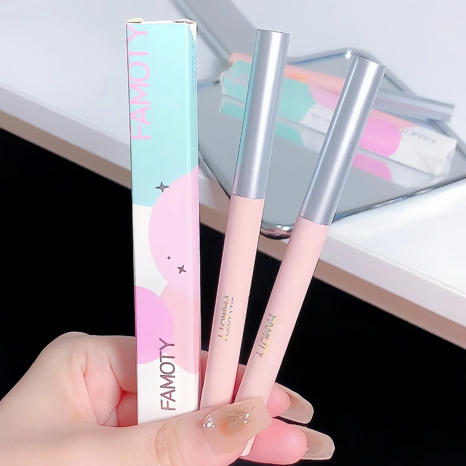 Sequin Eyeshadow Pencil Waterproof Diamond Glitter Highlighter Stick Pearl White Silkworm Eyeliner Pen Korean Makeup Cosmetics