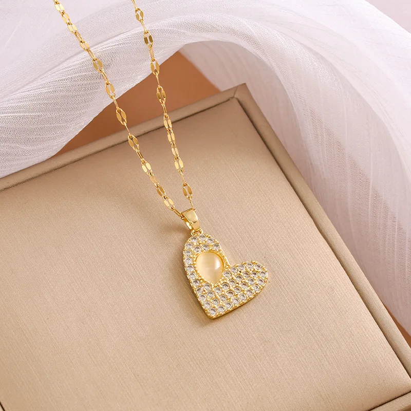 マイクロインレイオパールフルダイヤモンドラブは色褪せないチタン鋼ネックレス女性鎖骨チェーン