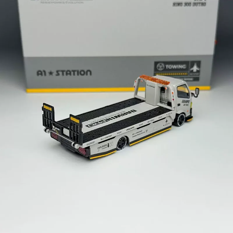 GCD 1:64 Scale Hino 300 Darwin Flatbed Trailer Alloy Truck Model Replica Toy Static Finished Decoration Adult Gift Collectibles - view 5