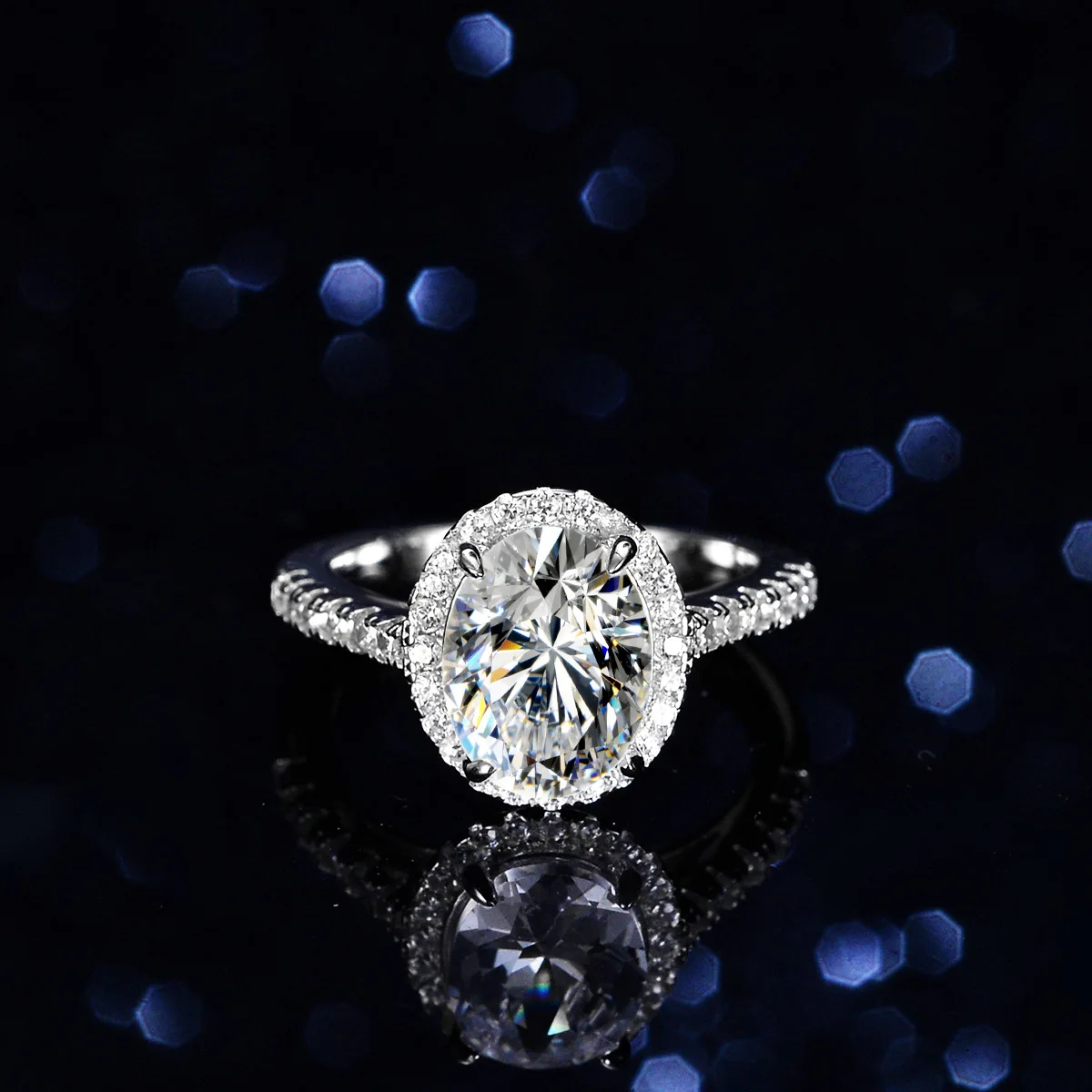 

18K Gold Inlaid Moissanite Ring Shaped Egg Shaped Women's Exquisite 2-carat Fashionable Platinum PT950 Accessory