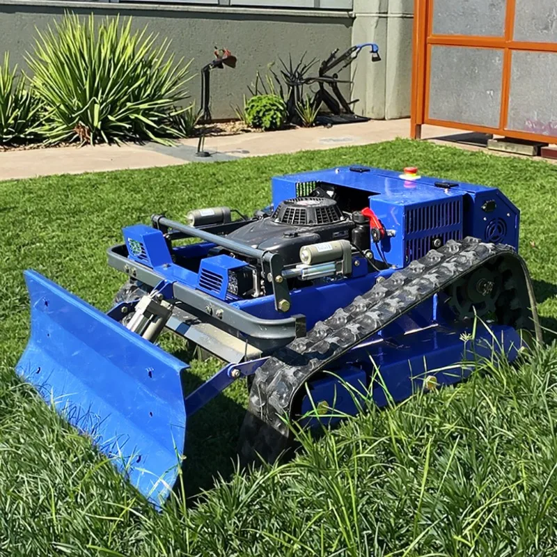 

550 industrial grade 4-stroke remote control crawler lawn mower for roadside cleaning of long grass slopes in rough terrain