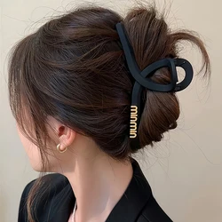 Solid Black Hair Clips New Geometric Non-slip Acrylic Large Hair Claw For Women Girls Temperament Hairpins Hair Accessories