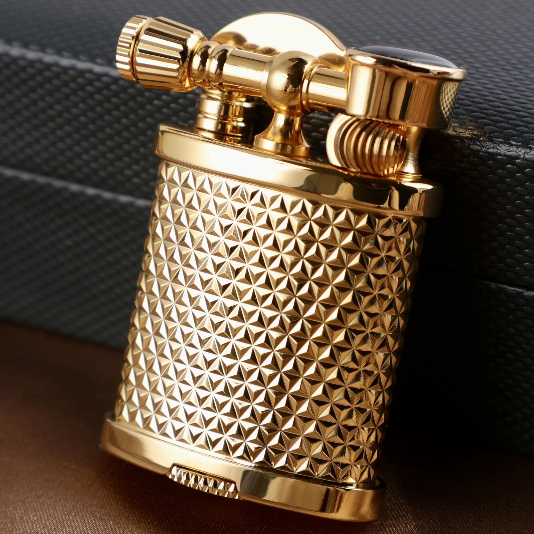 

Retro kerosene lighter Luxury windbreak cigar lighter Gold Copper Collectibles Best Birthday Gift