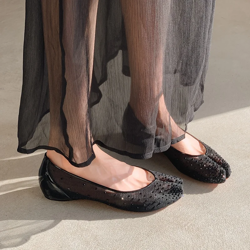 Arden Furtado Split Toe Pig Hoof Shoes Womens Mesh Hollow Shallow Crystal Ballet Flats Increased Internal Height Single Shoes