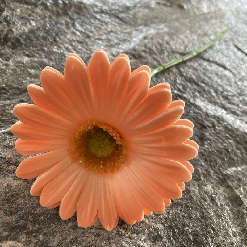 LINANUO 10Pcs PU Gerbera Künstliche Blumen für Hochzeit Decor Real Touch Chrysantheme Hause Wohnzimmer Blume Anordnung Gefälschte Blumen 4