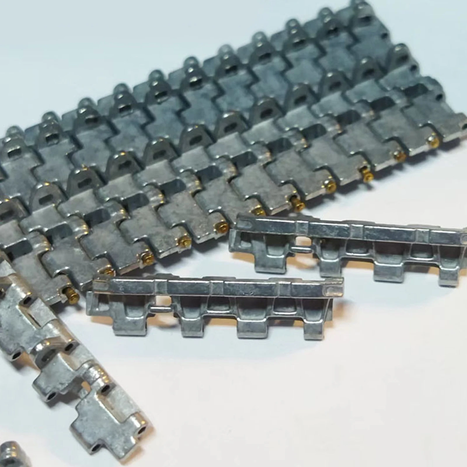 New 1/35 German Tiger I Early/Mid/Late Type Tank Metal Track Links w/Metal Pins Kits model toys accessories