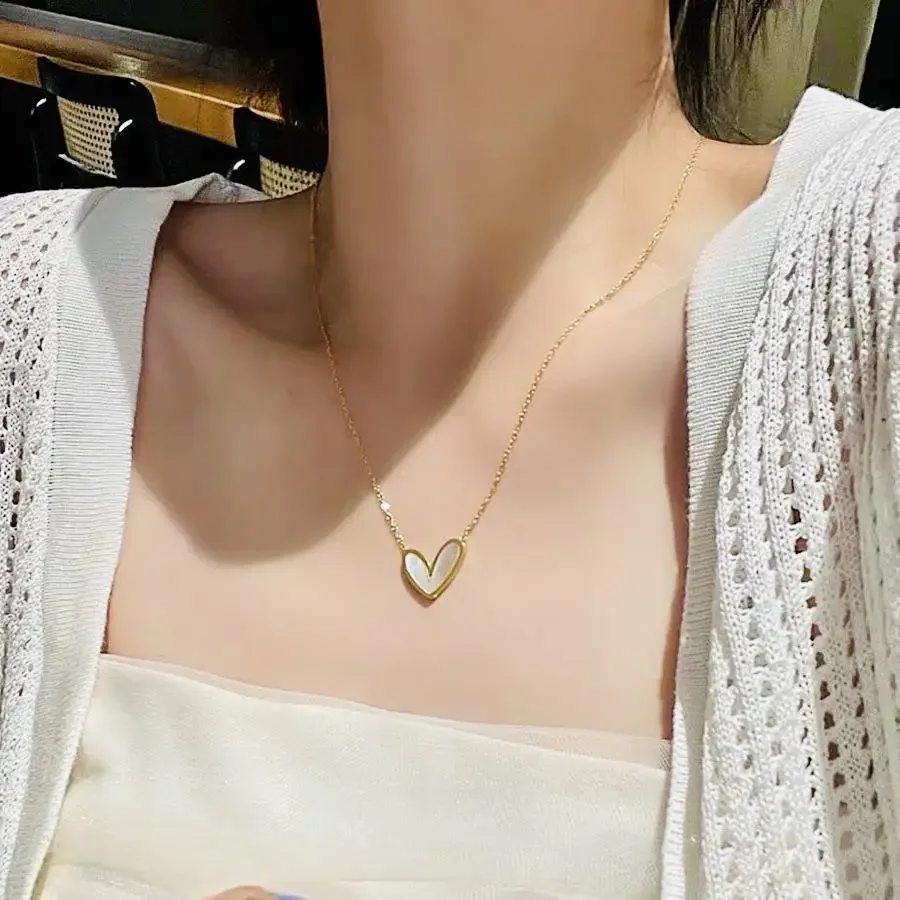 Stainless Steel Shell Love Heart Pendant Necklace For Women Gold Color Korean Style Clavicle Chain Wedding Party Jewelry Gifts