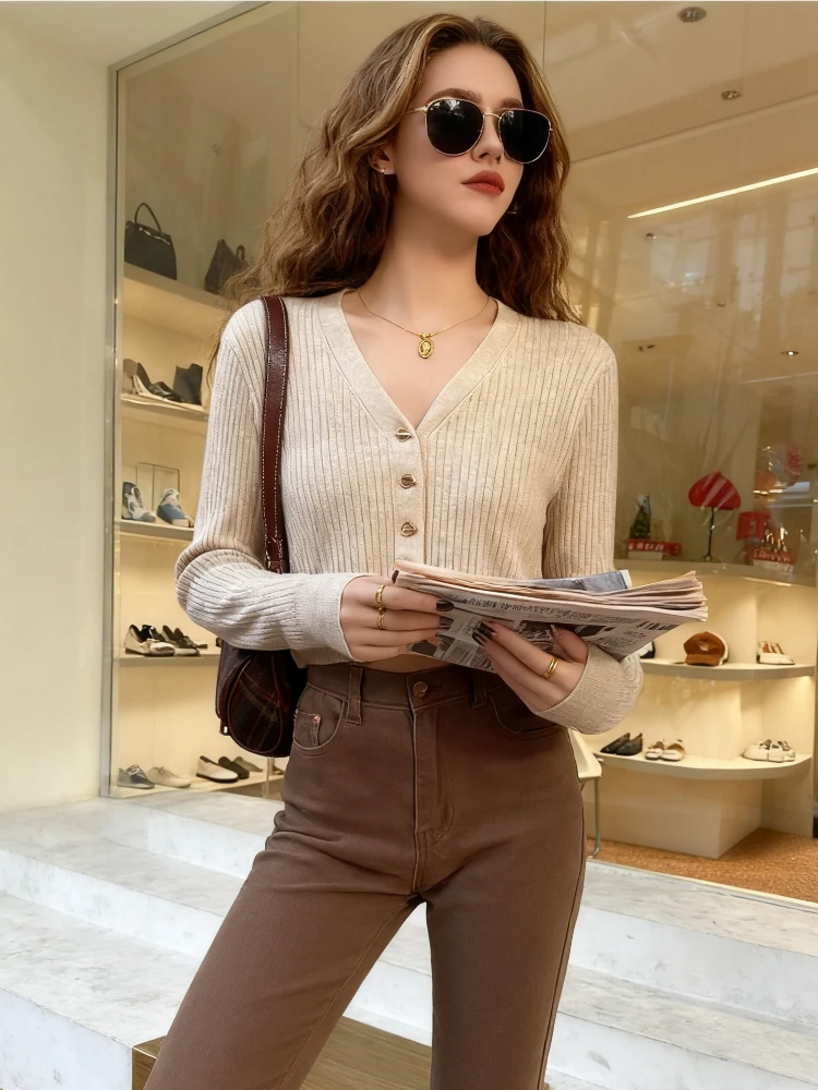 New Chic Autunno e Inverno Pullover a maniche lunghe lavorato a maglia maglione da donna Office Ladies Casual Slim scollo a V abiti coreani