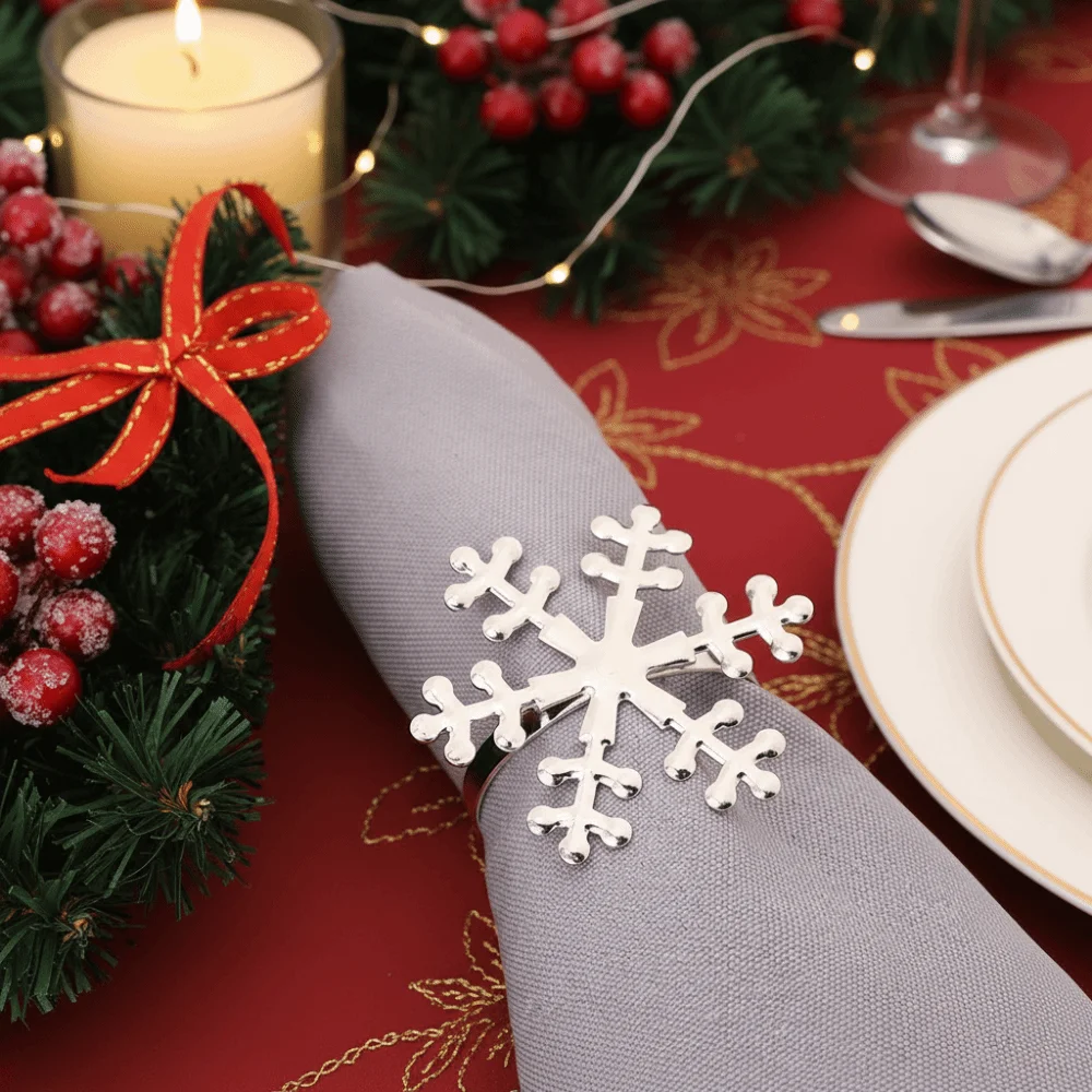 6PCS Gold/Silver Christmas Snowflake Napkin Ring Reusable Metal Xmas Napkin Holder Festival Electroplating Napkin Buckle Party