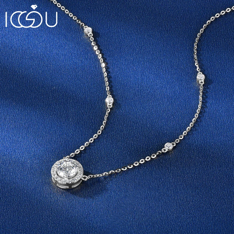 

IOGOU Classic 100% 925 Pure Silver Pendant Necklace D1.3CTTW Halo Round Full Moissanite Necklace for Women Wedding Jewelry Gift