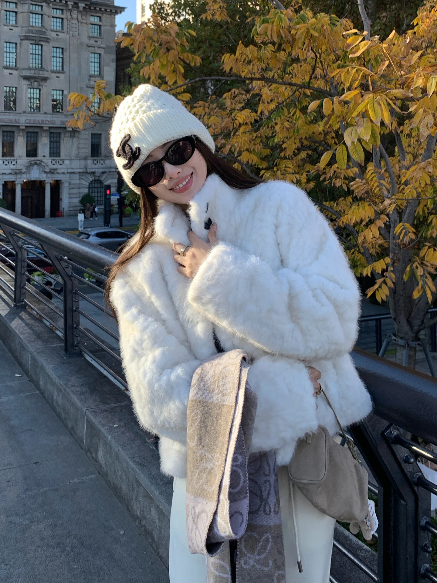 

EKOOL Women's Fur Coat Eco-friendly Inteated Leather And Fur Warm Stand Collar Long Sve Loose Fit Sle for Winter