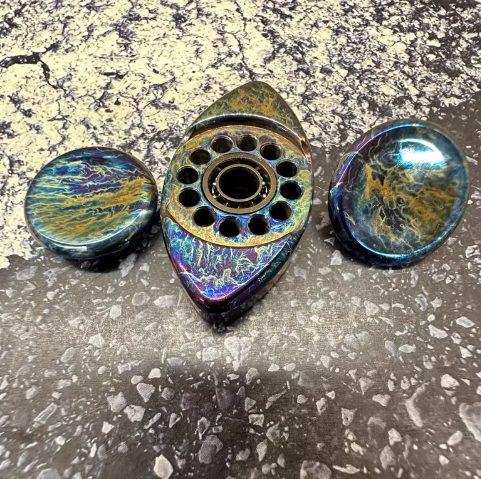 Jouet de décompression Fidget Spinner Storm en titane EDC d'occasion