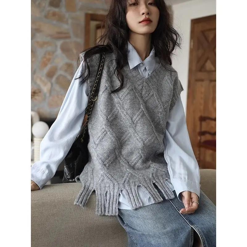 

Juspinice Spring and Autumn Knitted Gray Vest Sweater Paired with Blue Striped Shirt Two-piece Women's Fashion College Style Top
