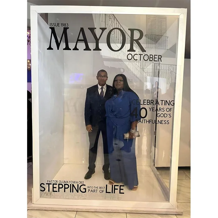 High Quality Magazine Box Photography Background Advertising Trade Show Vogue Magazine Photo Booth For Party Wedding Decoration