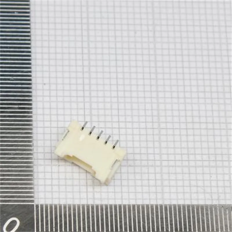 1Pcs/Lot   SM05B-PASS-1-TB  JST connector Conn Shrouded Header (4 Sides) HDR 5 POS 2mm Solder RA Side Entry SMD T/R