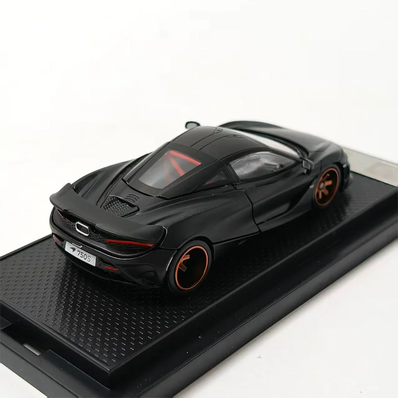 FG 1:64 مقياس 750S سبيكة معدنية نموذج سيارة مجموعة ثابتة مزينة هدايا العيد اللعب تذكارية Gif