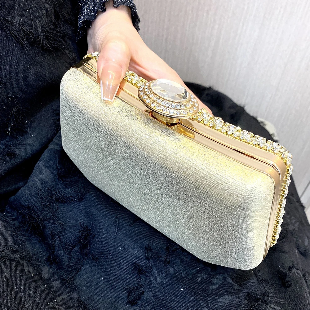 Diamond Evening Bag Women 2023 Rhinestone Wedding Clutch Purse Bling Shoulder Bags Handbags Luxury Designer Clutches Wallet Sac